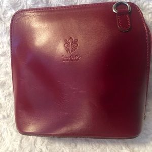 Red Vera Pelle Crossbody